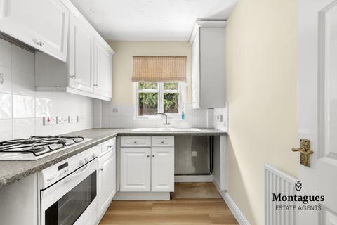 undefined, Forest Drive, Theydon Bois, CM16