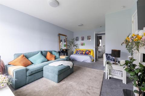 1 bedroom flat for sale, Hilton Crescent, Inverness