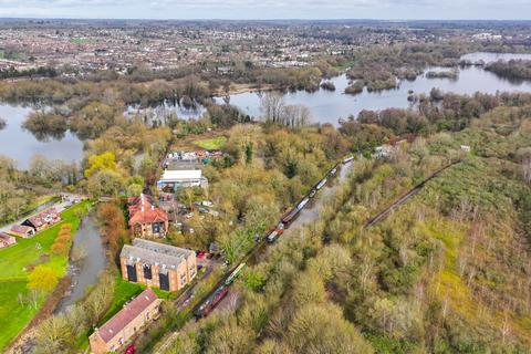 undefined, North East Spring Well Lane, Rickmansworth, WD3