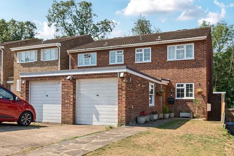 Darley Close, Croydon, CR0