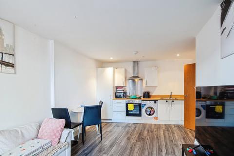 2 bedroom flat for sale, Queen Street, Sheffield, S1