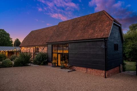 6 bedroom barn conversion for sale, Milton Keynes MK5