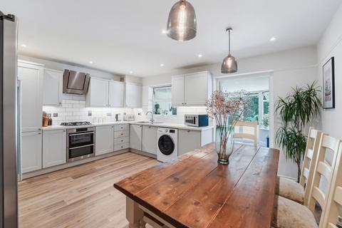 4 bedroom townhouse for sale, Greenacres, Lower Kingswood KT20