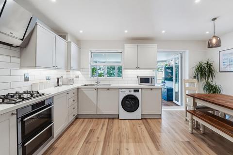 4 bedroom townhouse for sale, Greenacres, Lower Kingswood KT20