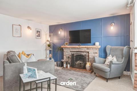 2 bedroom semi-detached house for sale, High Street, Studley, B80