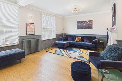 3 bedroom semi-detached house for sale, Cambridge Road, Sawbridgeworth CM21