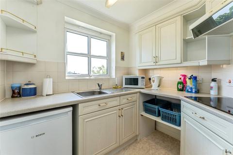 1 bedroom flat for sale, Church Crescent, London, N10