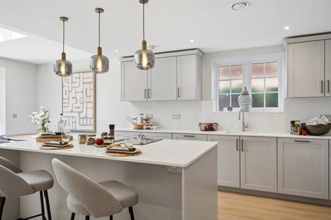 4 bedroom townhouse for sale, Amersham Road, Beaconsfield, HP9