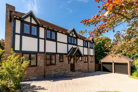 5 bedroom detached house for sale, Weald View, Staplecross, Robertsbridge, TN32