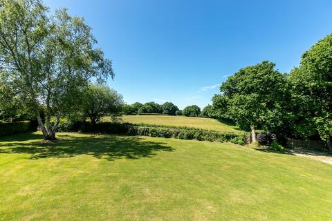 5 bedroom detached house for sale, Weald View, Staplecross, Robertsbridge, TN32