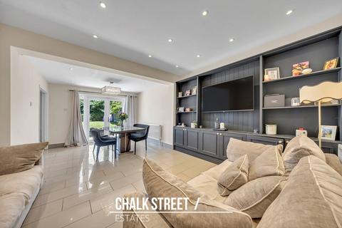 3 bedroom semi-detached bungalow for sale, Front Lane, Upminster, RM14