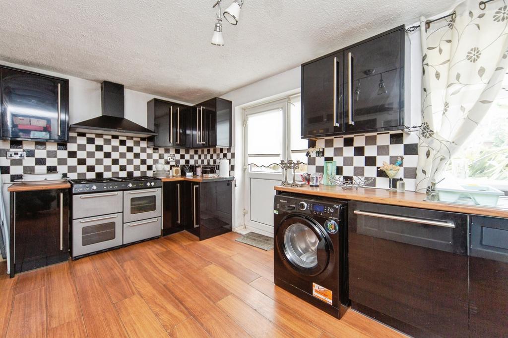House in Sefton, Liverpool City Region - View 6