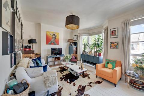 2 bedroom property for sale, Villiers Road, Willesden, London