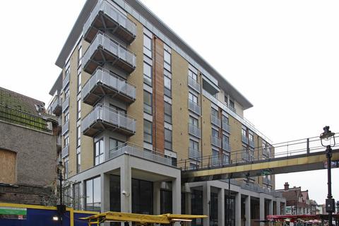 Retail property (high street) to rent, 7 Exchange Sq Croydon CR0 1TR