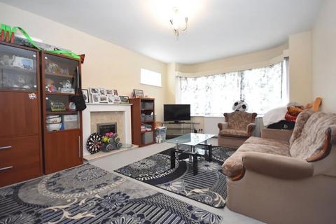 3 bedroom semi-detached house to rent, Luton LU1
