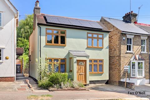 3 bedroom detached house for sale, Princes Road, Buckhurst Hill, IG9