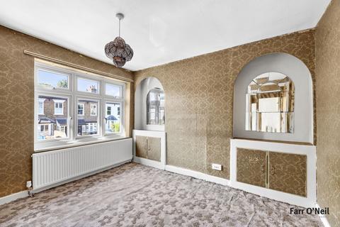 3 bedroom detached house for sale, Princes Road, Buckhurst Hill, IG9