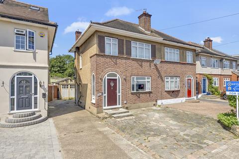 Carter Drive, Collier Row, RM5
