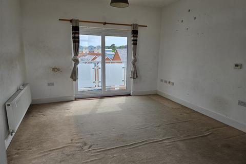 2 bedroom flat for sale, Burrage Road, REDHILL