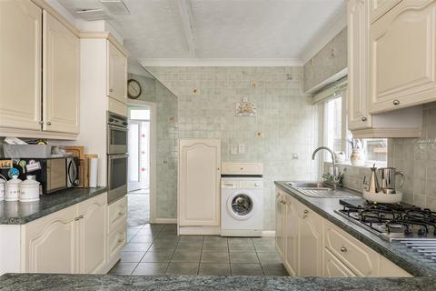 undefined, Marlborough Road, London