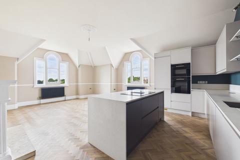 2 bedroom flat for sale, Newcastle Drive, The Park, Nottingham
