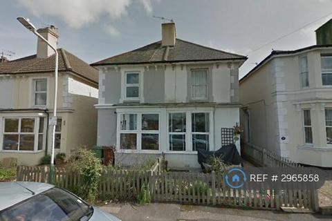 2 bed flat/apartment for rent in Western Road, Tunbridge Wells, TN1