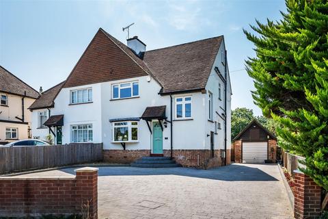 4 bedroom semi-detached house for sale, Warren Lane, Oxted