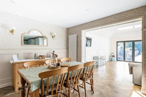 4 bedroom semi-detached house for sale, Warren Lane, Oxted