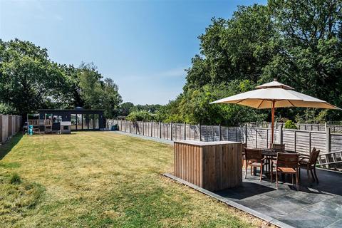 4 bedroom semi-detached house for sale, Warren Lane, Oxted