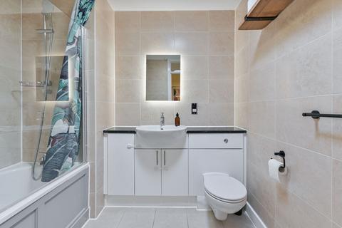 2 bedroom flat for sale, Stockwell SW9, Stockwell, London, SW9
