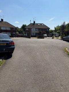 3 bedroom semi-detached house to rent, Fallowfield, LU3 1UN