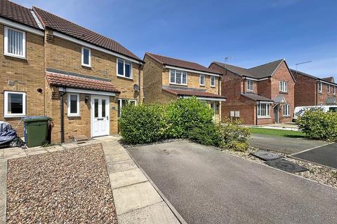 3 bedroom end of terrace house for sale, Ashcourt Drive, Hornsea