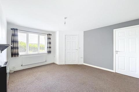 3 bedroom end of terrace house for sale, Ashcourt Drive, Hornsea