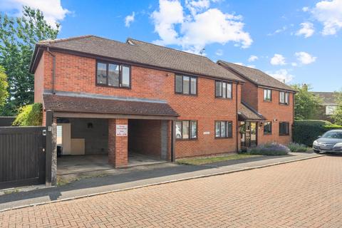 1 bedroom flat for sale, Winch Close, Codicote, SG4