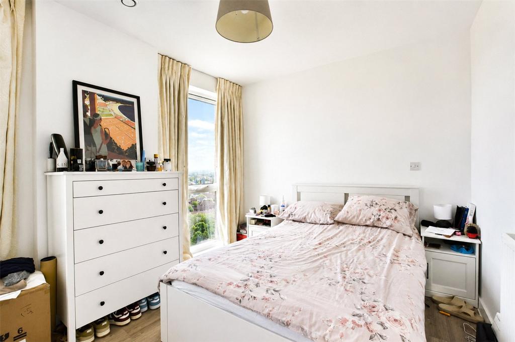 Apartment in London - View 5
