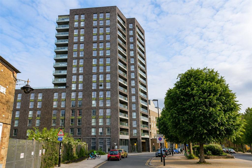 Apartment in London - More