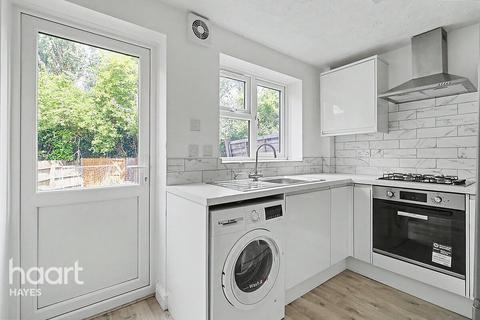 Telford Way, Hayes