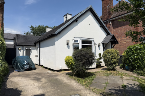2 bedroom bungalow for sale, 1 The Nook, Chilwell, NG9 5AB