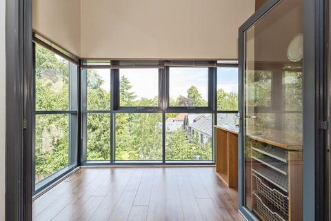 2 bedroom flat for sale, Larke Rise, Didsbury, Manchester, Greater Manchester, M20