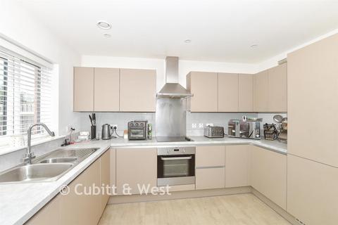 3 bedroom semi-detached house for sale, Summer Barn Place, Crawley RH11