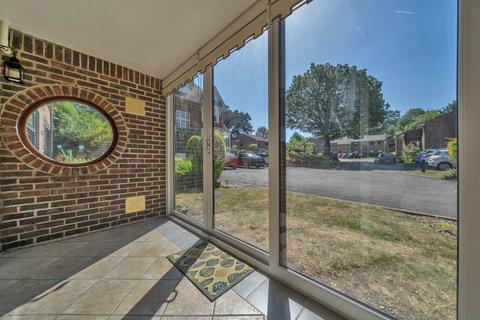 1 bedroom flat for sale, North End Lane, Sunningdale, SL5