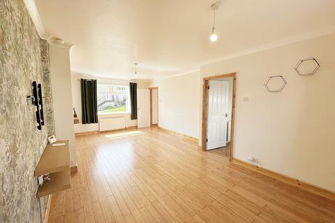 3 bedroom terraced house to rent, Fairfield Avenue, Bonnybridge, FK4