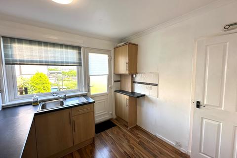 3 bedroom terraced house to rent, Fairfield Avenue, Bonnybridge, FK4