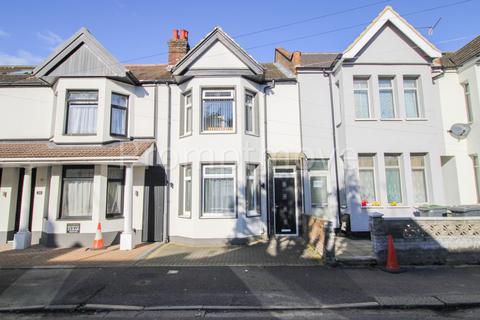 3 bedroom terraced house to rent, Highfield Road Luton LU4 8AZ