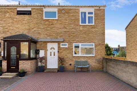 3 bedroom end of terrace house for sale, Caraway Gardens, Bristol