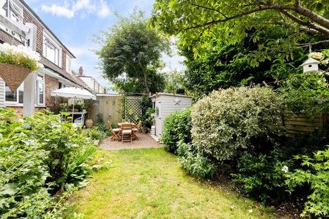 3 bedroom semi-detached bungalow for sale, Walton Manor Close, Folkestone, CT19