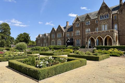 2 bedroom apartment for sale, Wormelow, Hereford