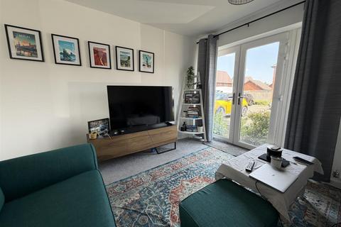 2 bedroom house for sale, Newstead Way, Daventry
