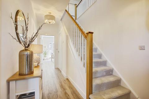 5 bedroom detached house for sale, Rosella Drive, Callerton, Tyne and Wear, NE15