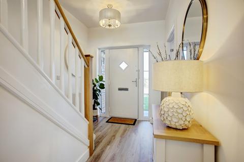 5 bedroom detached house for sale, Rosella Drive, Callerton, Tyne and Wear, NE15